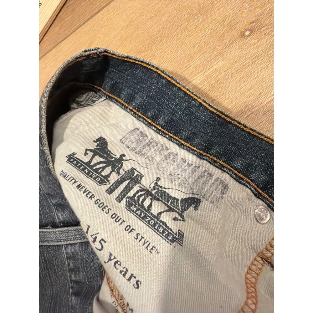 Levis 550 Relaxed Fit Tapered Leg Jeans Mens 48x30 Blue Denim Medium Wash read